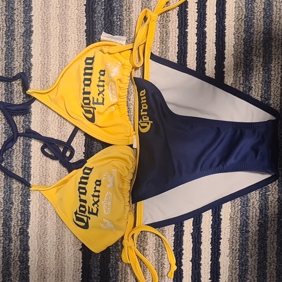 Corona bikini - Picture 2 of 2